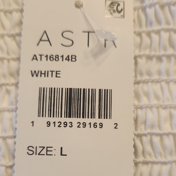 NWT Sexy LA Designer cold shoulder Top - Picture 2 of 4